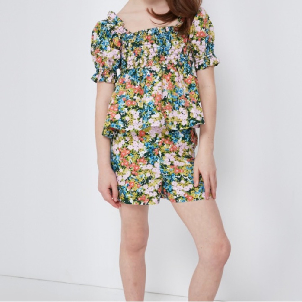 Tuckernuck Kids Cara Cara NYC Blush Flower Kit top and Dottie Short set